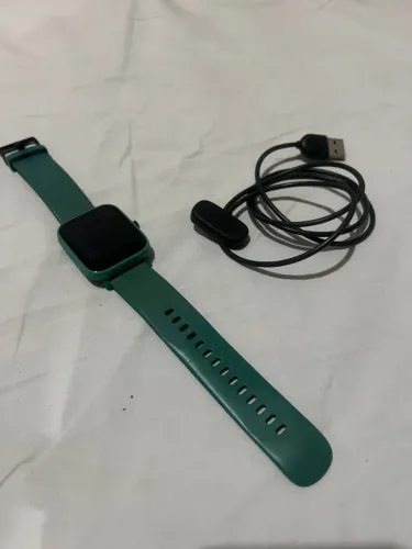 Smartwatch amazfit basic bip u USADO