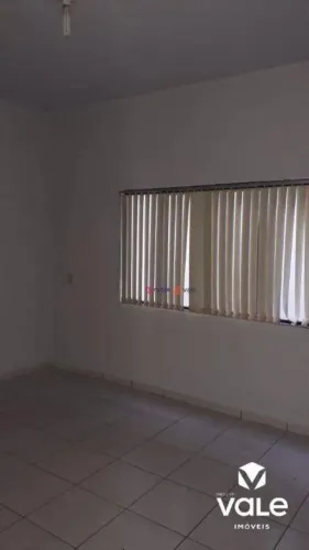 Casa com 4 dormitórios para alugar, 220 m² por R$ 4.226/mês - Plano Diretor Norte - Palmas