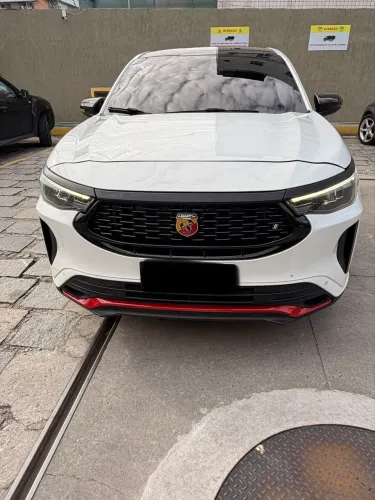 Fiat Fastback Abarth Turbo Flex 1.3 Aut. 2024