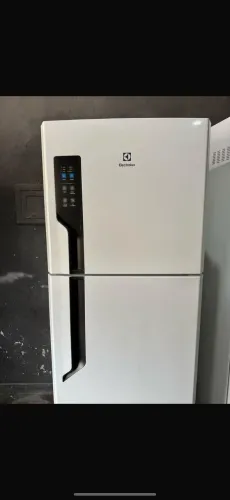 Geladeira frost free zeradaaaa funciona perfeitamente Electrolux 