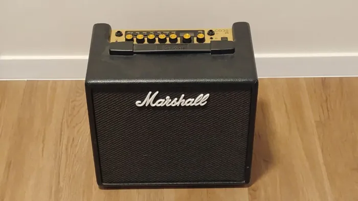 amplificador guitarra Marshall Code 25