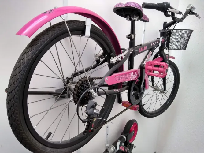 Bicicleta Caloi Barbie sem uso 