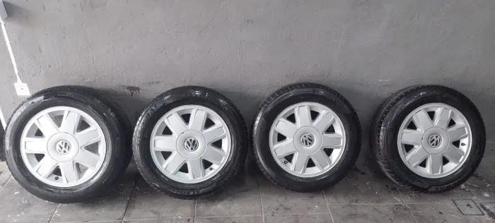Rodas aro 14 original Vw Santana Confortline  4x100