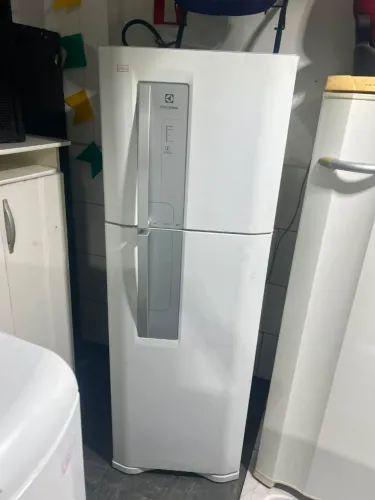Geladeira electrolux Frost free 490 l