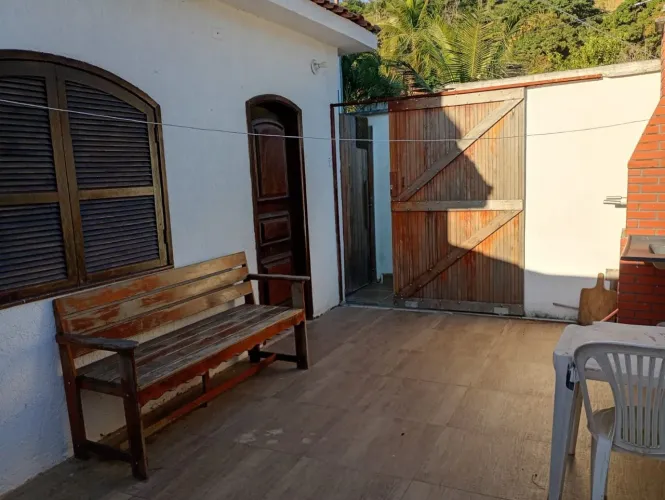 Casa tipo Apto. Todo mobiliado no Centro de Maricá.