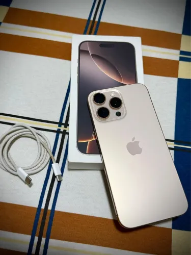 iPhone 16 pro Max 