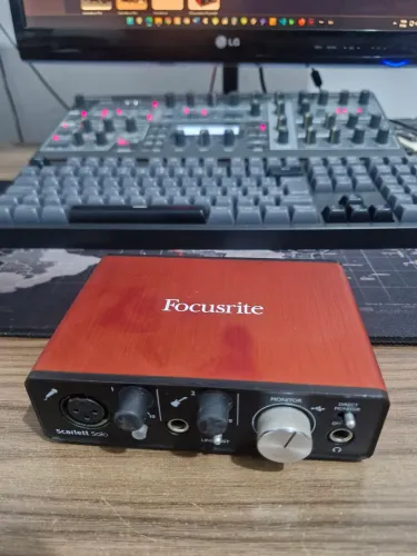 Scarlett Solo 2nd Gen Focusrite Interface De Áudio