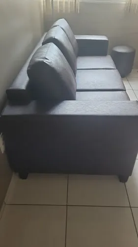 Vendo sofá (motivo viagem)
