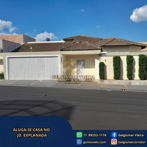 Casa com 3 Quarto(s) e 4 banheiro(s) para Alugar, 10 m² por R$ 5725 / Mês