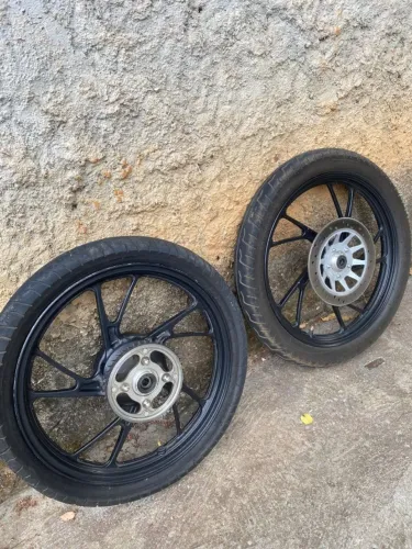 Rodas Pé de galinha Fan125