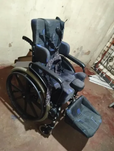 Vend cadeira d roda