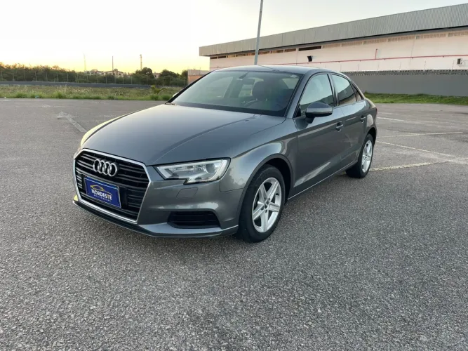 Audi A3 Sedan 1.4 TFSI Flex Tiptronic 4P 2017