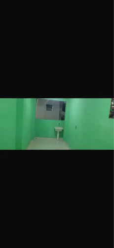 Quitinete na Penha 600 reais