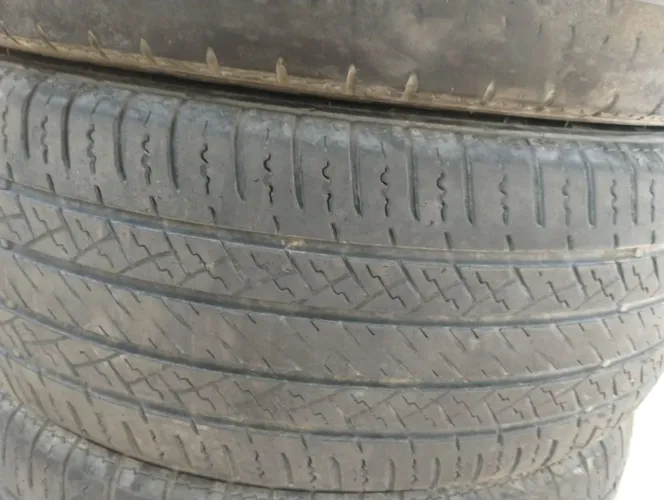 Pneu para Tracker 
