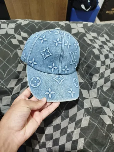 Boné de grife Louis Vuitton Lv