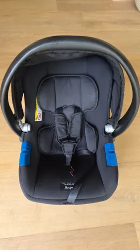Bebê  conforto 
