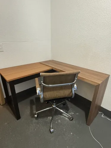 Conjunto Home Office Completo - Mesa Moderna + Cadeira Executiva