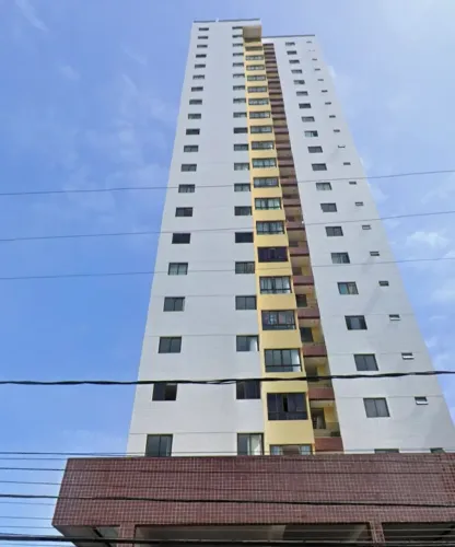 Jean Charles/ Candeias: 1 ST, 2 QTS e 50 m²