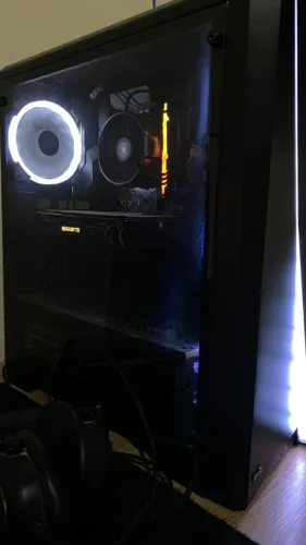 PC Gamer + Monitor AOC 24" - Ryzen 7 5700X / RX 570 4GB / 16GB RAM / SSD 480GB + HD 1TB