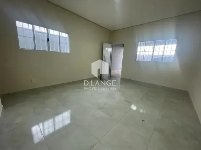 Casa à venda no bairro Parque Jambeiro em Campinas