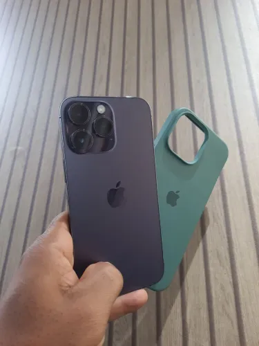 Iphone 14 pro max 256GB perfeito estado com capa e cabo