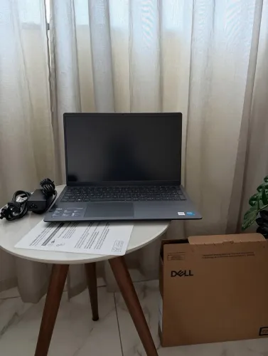 Notebook Dell LACRADO + NF 512GB ( ABERTO APENAS PRA FOTOS )