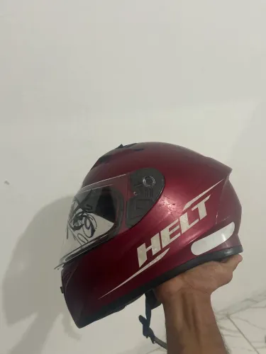 Vendo capacete helt