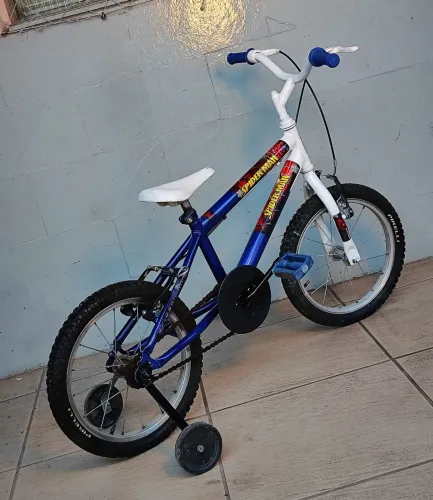 Bicicleta aro 16 masculina com rodinhas - Homem Aranha