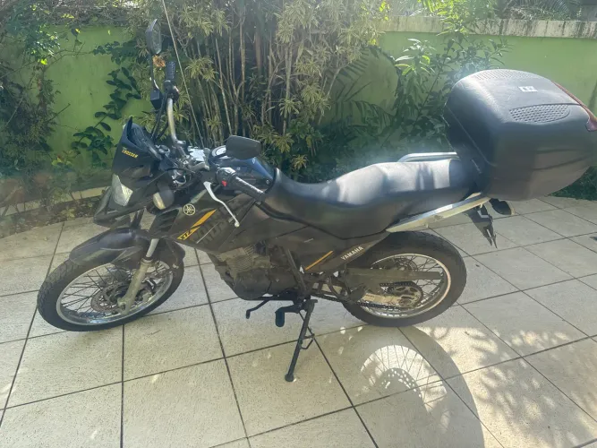 Vendo Moto Crosser muito bem cuidada