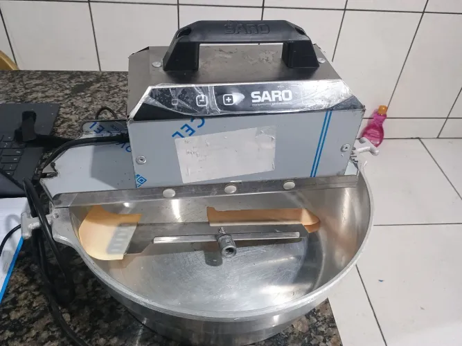 PANENA MEXEDORA ELETRICA PARA DOCES E SALGADOS 