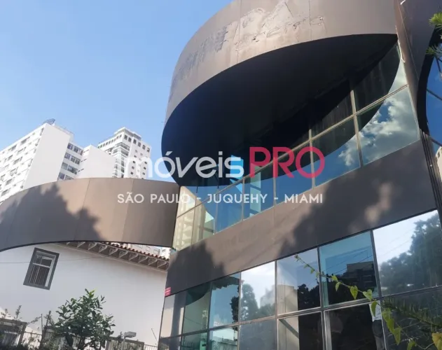 Ponto comercial na Av. Pacaembu com 500m²