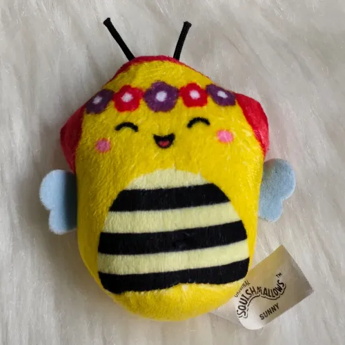 Pelúcia Squishmallows Abelha Sunny Coleção Mc Donald's