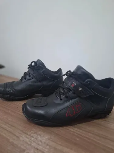 Bota Cano Curto 100% Couro