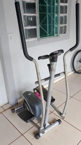 Vende se elíptico