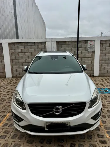 Volvo XC 60 T-5 R-design 2.0 FWD 5P 2014