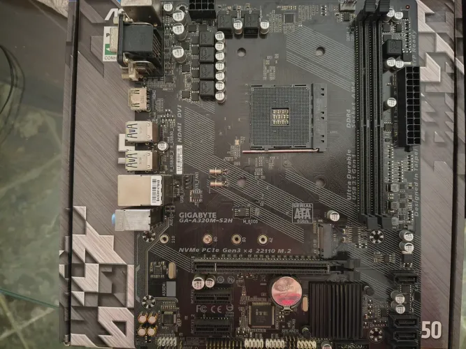 Placa mãe A320m Gigabyte