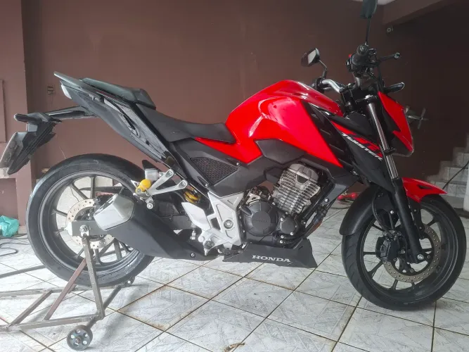 Cb300f twister 