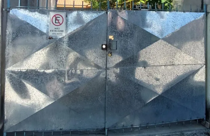 OPORTUNIDADE Portão Garagem ferro reforçado