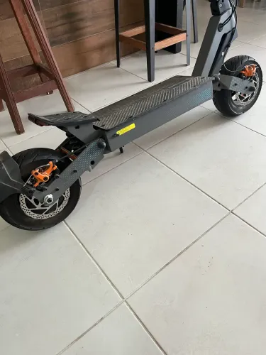 Honeywhale H4 - Apenas 215 km - 2400W