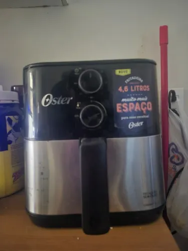 Airfryer Oster 4,6 Litros Inox - Ótimo Estado