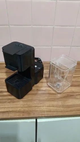 Cafeteira elétrica tres corações 220 Volts ( Léia Descrição )