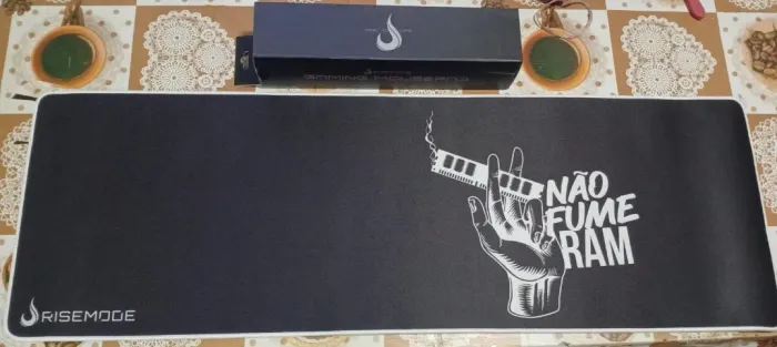 Mousepad Rise mode Preto e branco, 90x30, novo lacrado na caixa.