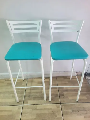 Baquetas Altas Estofadas Com Encosto