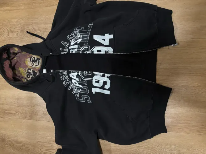 Moletom Maison Margiela X supreme