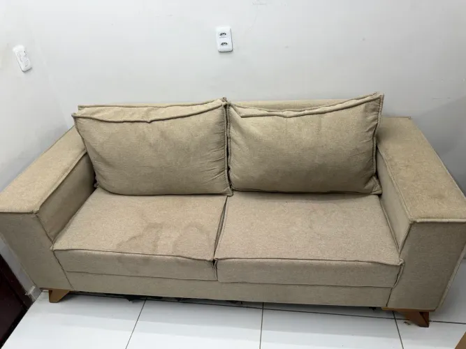 Sofá de linho/ precisa lavar