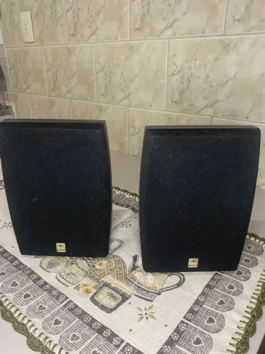 CAIXA DE SOM HBUSTER PARA COMÉRCIOS OU AMBIENTES EM GERAL