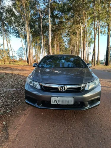 Honda Civic Sedan LXS 1.8/1.8 Flex 16V Aut. 4P 2014