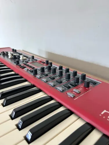 Nord Electro 6D 61 - SW ZERADO