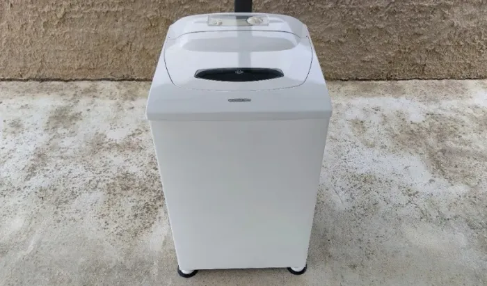 Máquina de lavar Brastemp Clean 6kg automática, faz tudo - 110v