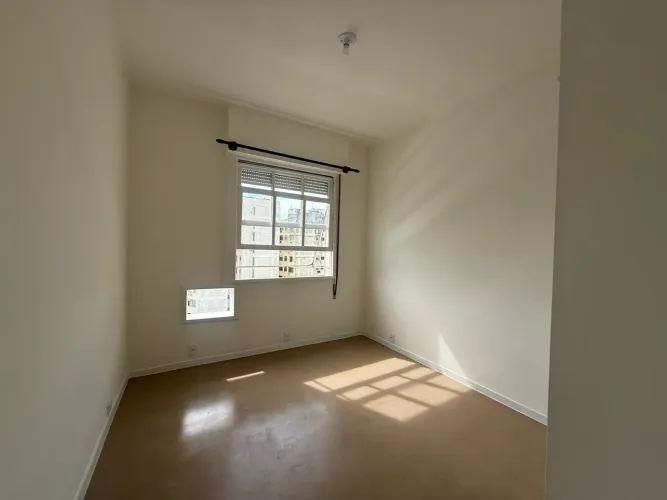 Flamengo - 1 quarto semi mobiliado - 45m2 - Rua Corrêa Dutra